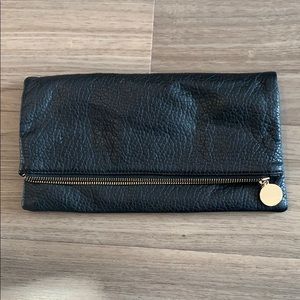 Black clutch